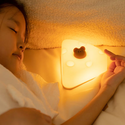 Switch Control Color-Changing Options Bedroom Night Light with USB DC 5V Input Voltage