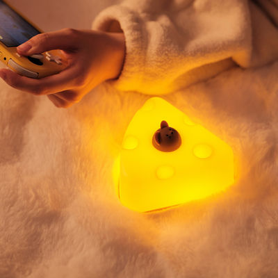 Switch Control Color-Changing Options Bedroom Night Light with USB DC 5V Input Voltage